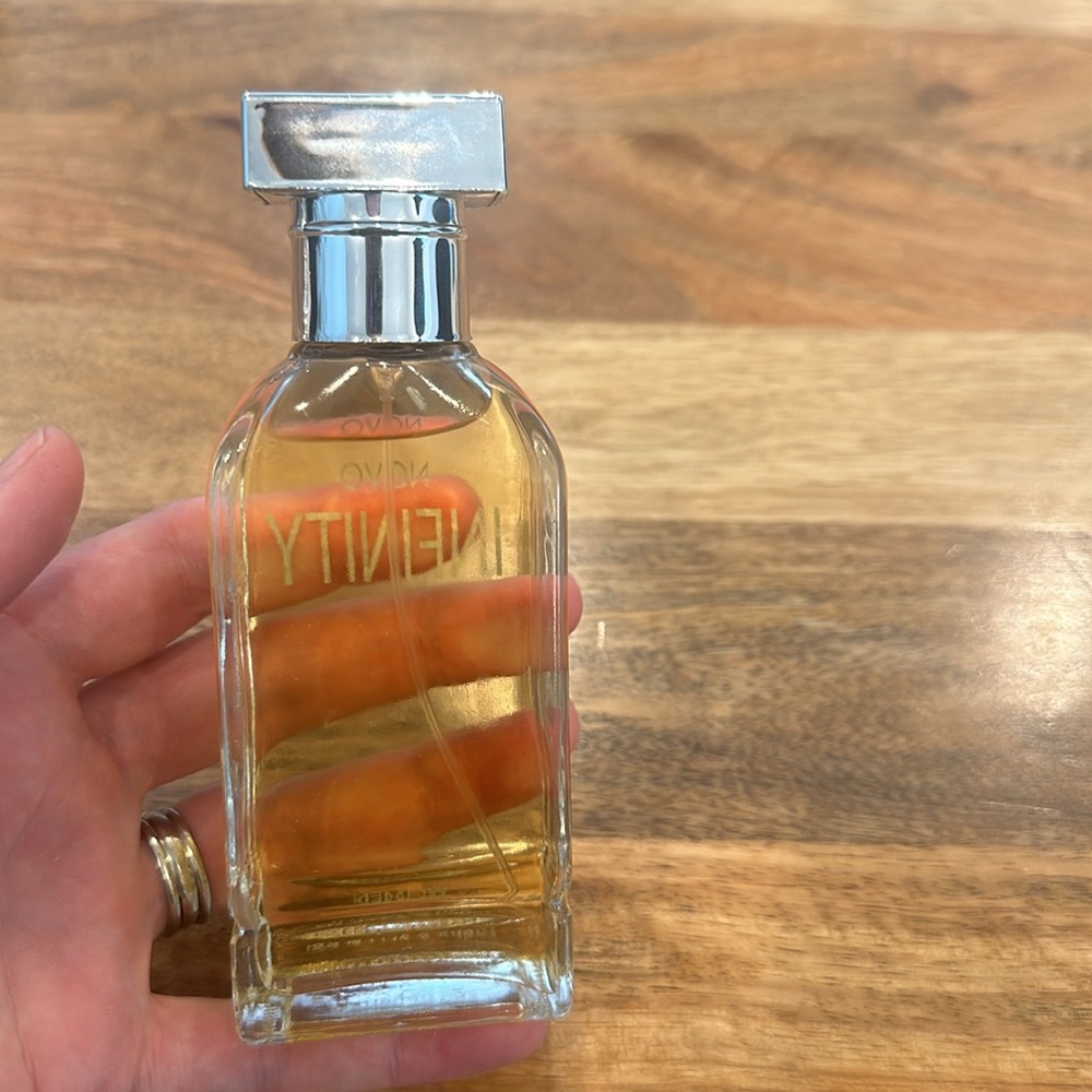 Novo Infinity for Women - 3.4 Fluid Ounce Eau De Parfum Spray Refreshing… - Picture 7 of 8